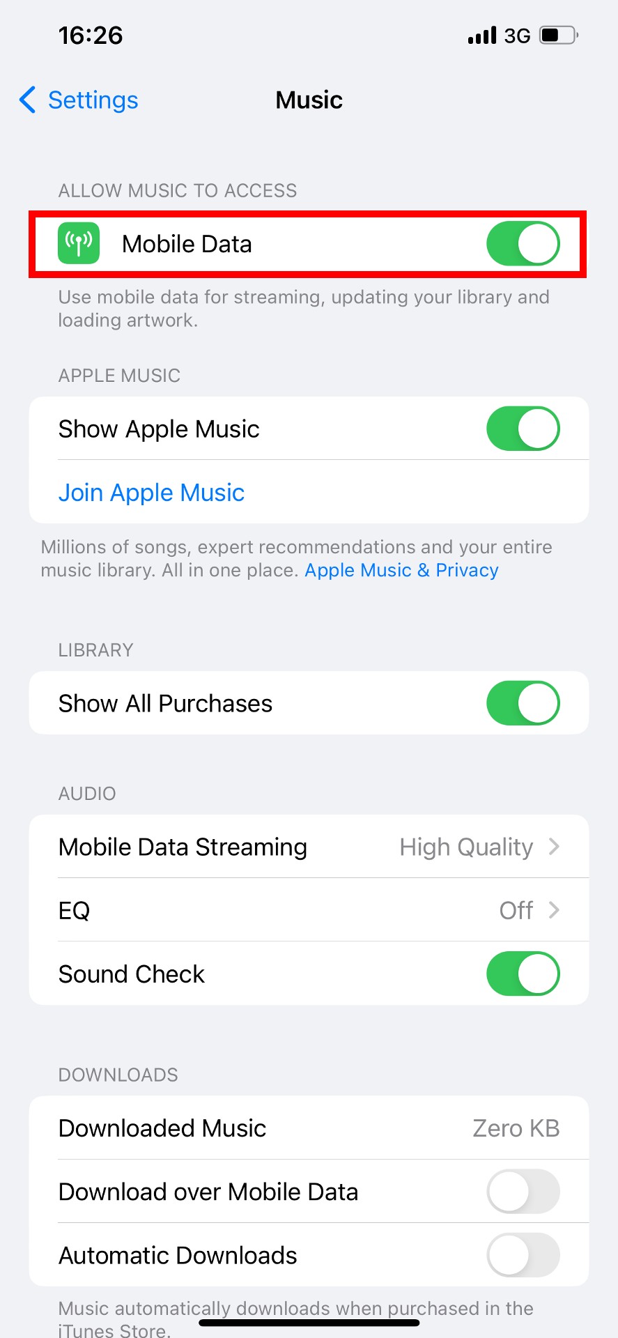 Configurações do iOS Música com "Dados Móveis" destacado